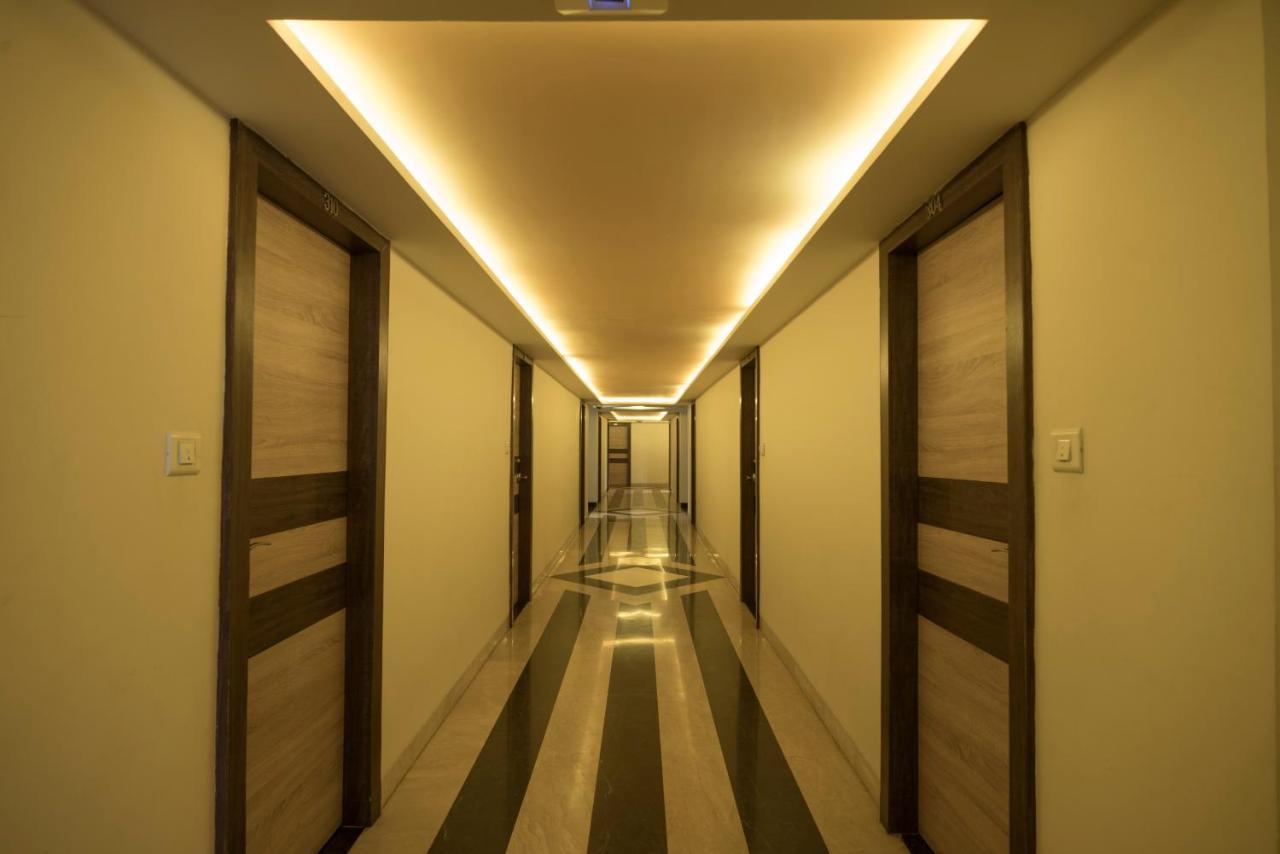 Palette Hotel Nisarga By Sunday Bhopal Esterno foto