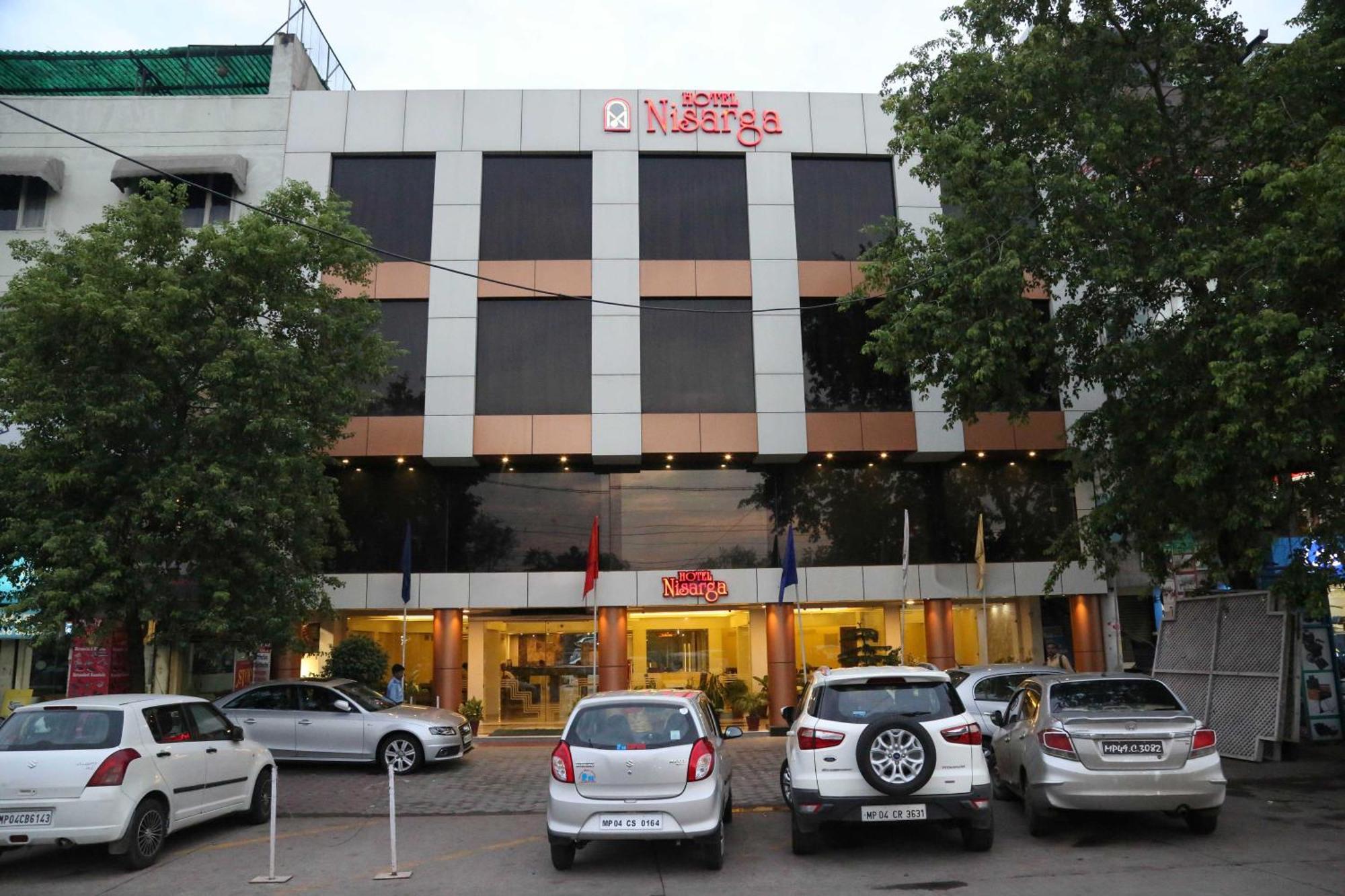 Palette Hotel Nisarga By Sunday Bhopal Esterno foto